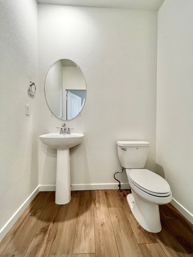 Building Photo - NEWER BUILD! 2 Bed 2 Bath Townhome in Timnath!