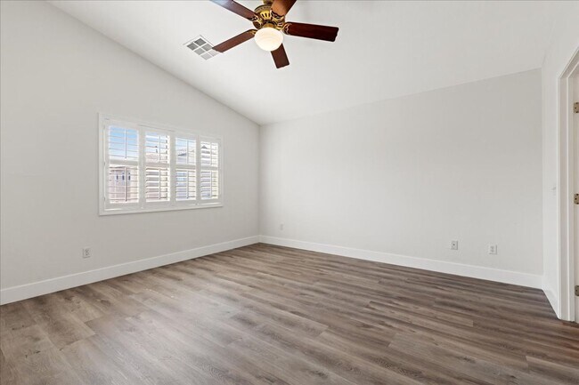 Building Photo - Fabulous Highly Upgraded Home!
