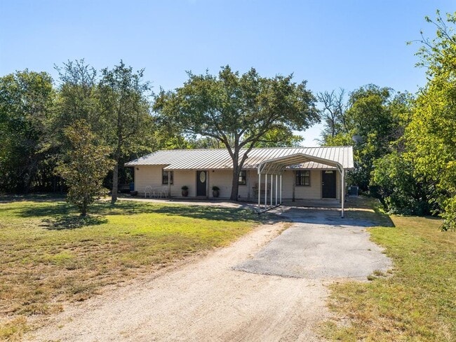 Primary Photo - 401 Co Rd 320