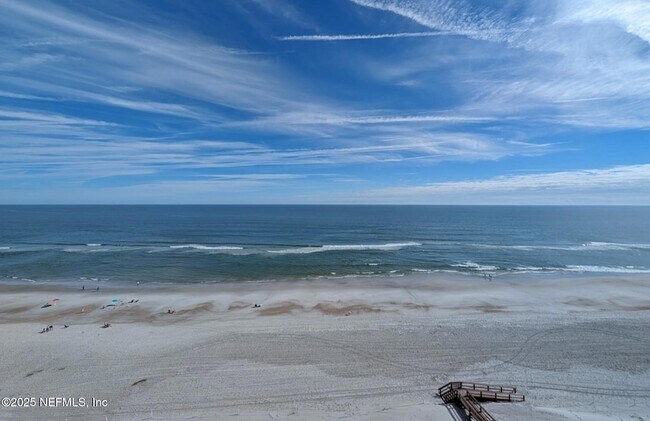 Building Photo - 1301 1st St S