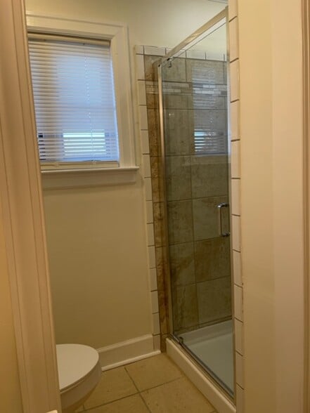 Bath window-Shower - 400 S Ashland Ave