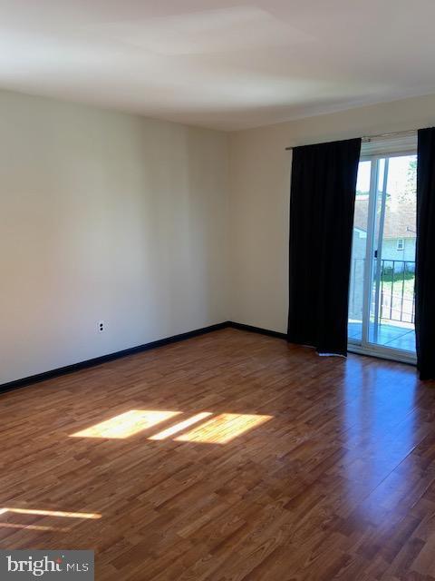 Building Photo - 612 COUNTRY