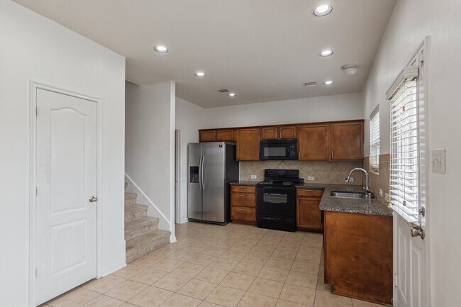 Building Photo - 7459 Tonsley Springs Dr