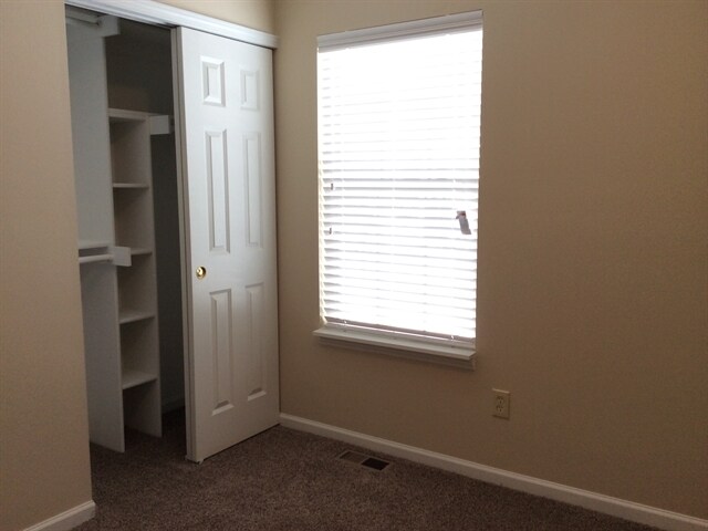 Building Photo - 6685 Wimbledon Dr