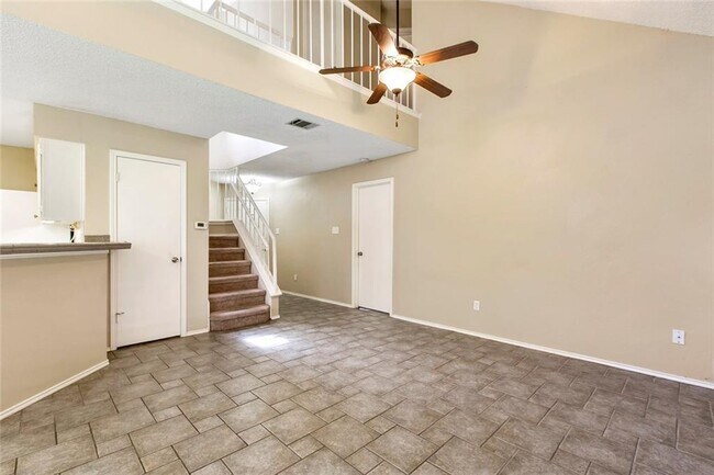 Building Photo - 10719 N Platt River Dr