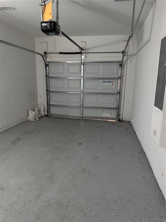 Building Photo - 1039 53rd Ave N