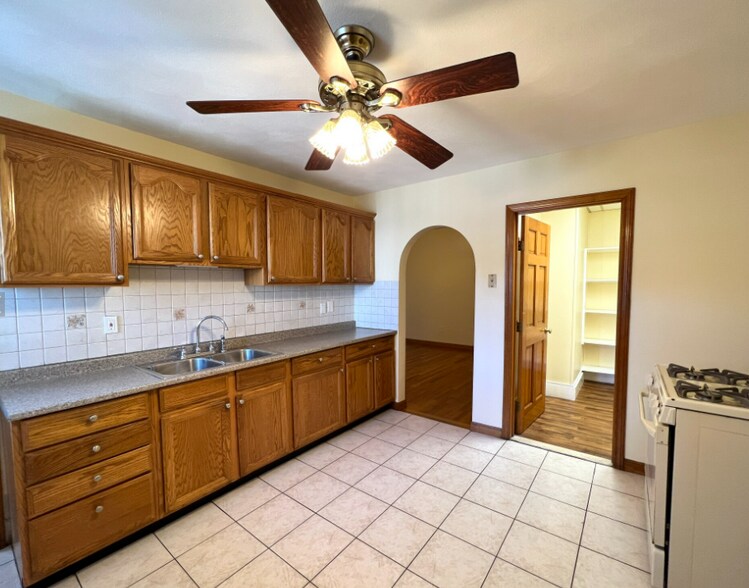 Building Photo - 10 Jay St