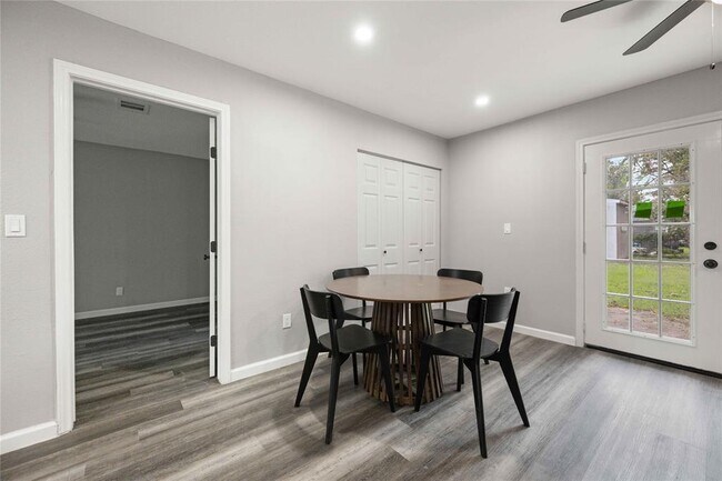 Building Photo - 6327 Mardale Dr