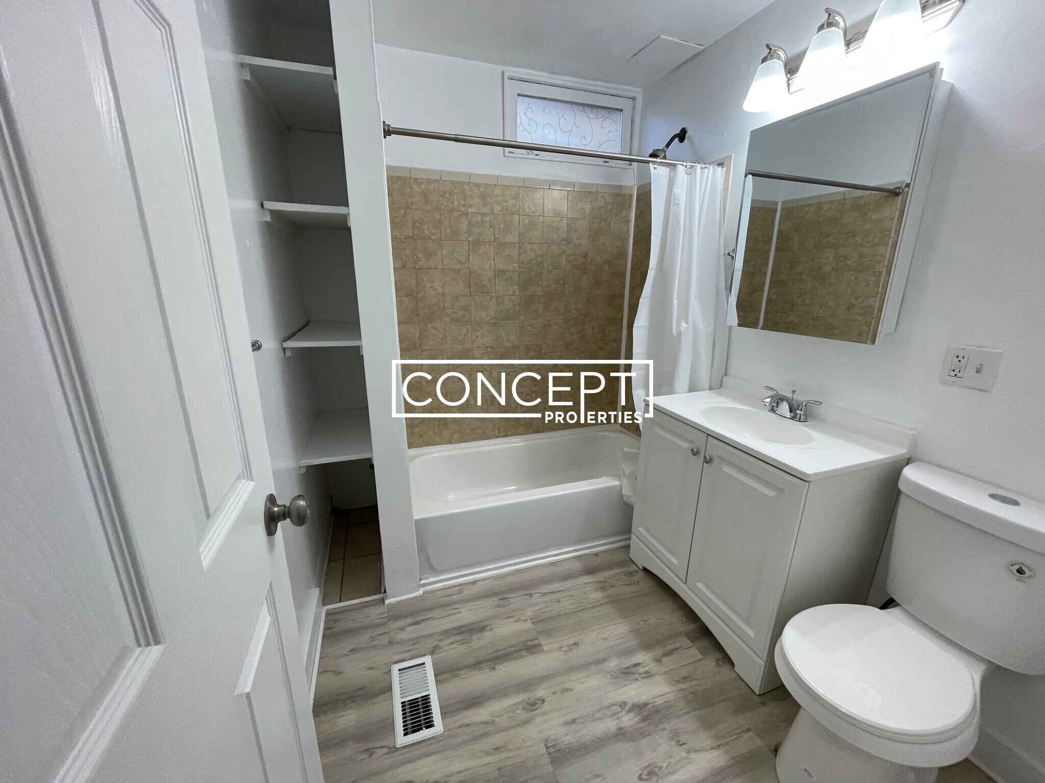 Building Photo - 68 Bellevue St