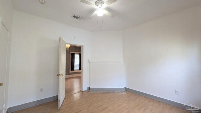 Building Photo - 1014 W Gregory St