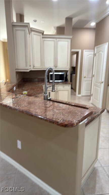 Building Photo - 7251 Sugar Palm Ct