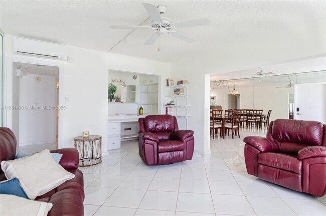 Primary Photo - 1470 S Ocean Blvd
