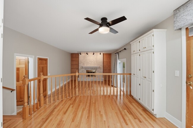 Building Photo - 4452 Burgundy Pl