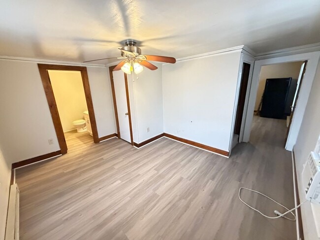 Building Photo - 2bd/1ba Duplex off Loop close to Downtown Kannapolis & Research Center