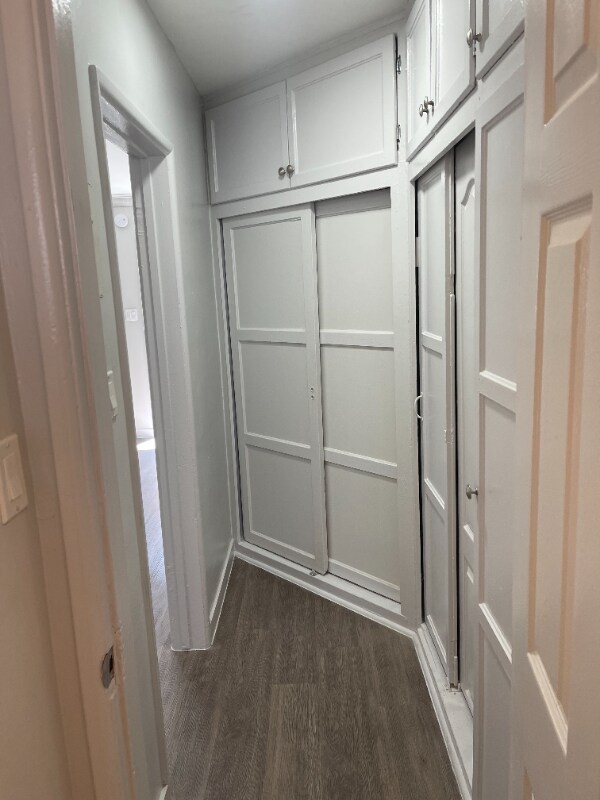 Building Photo - 2622 S Manhattan Pl