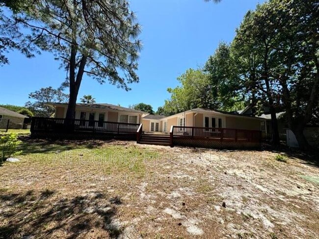 Building Photo - 847 Kell Aire Dr