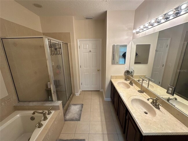 Building Photo - 8929 Silk Bay Pl