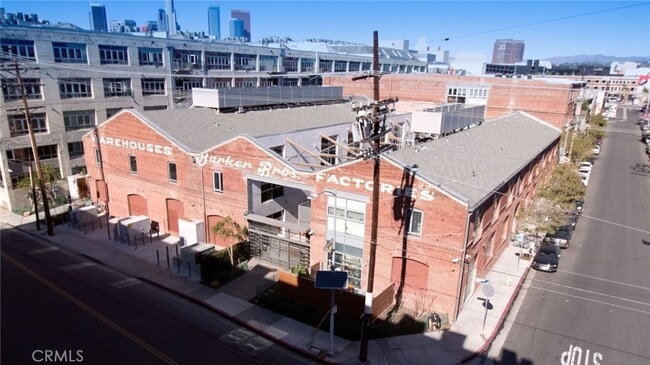 Building Photo - 527 Molino St