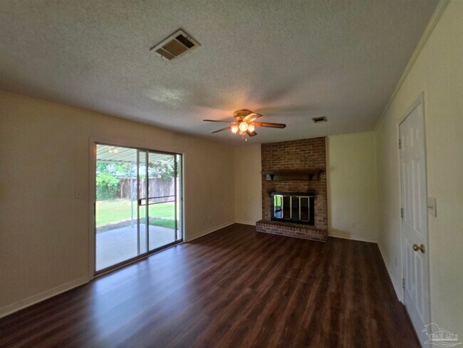 Building Photo - 6942 Falcon Dr