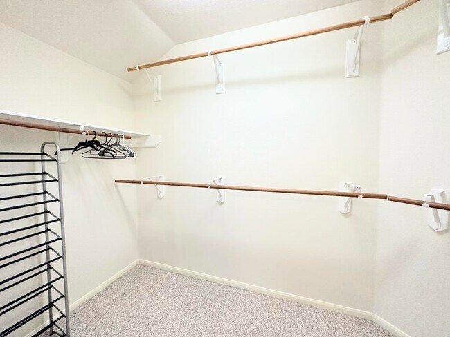 Building Photo - 21502 Oakbridge Park Ln