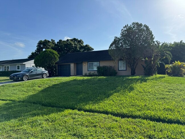 Building Photo - 1841 SW McAllister Ln