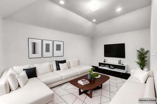 Building Photo - 9310 Marble Falls Dr