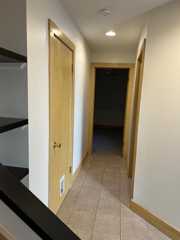 Building Photo - 715 Hampton St