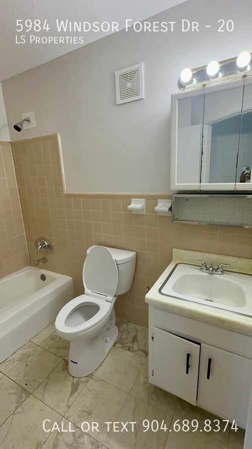 Building Photo - 5984 Windsor Forest Dr