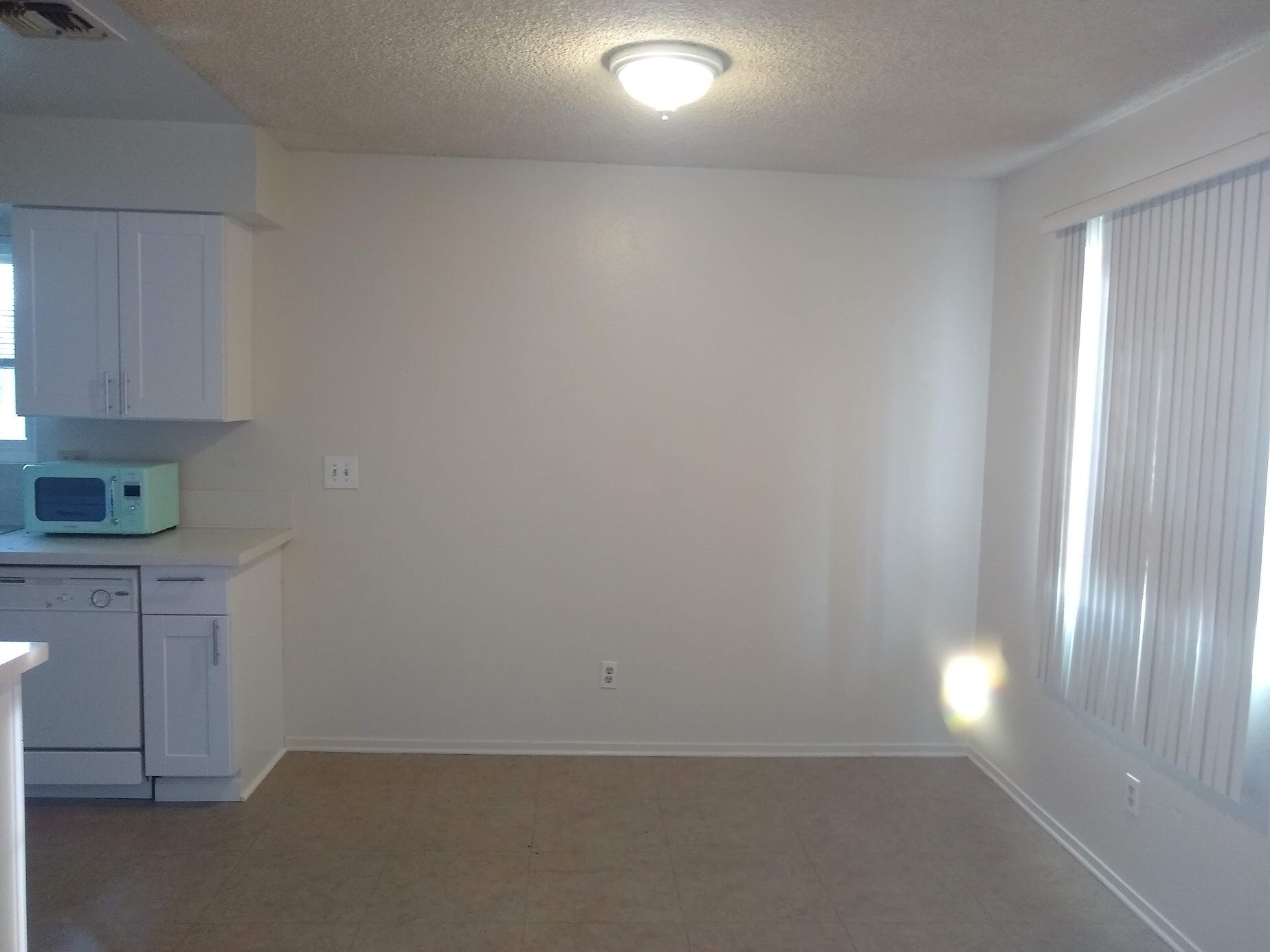 Building Photo - 836 E Avenue J12