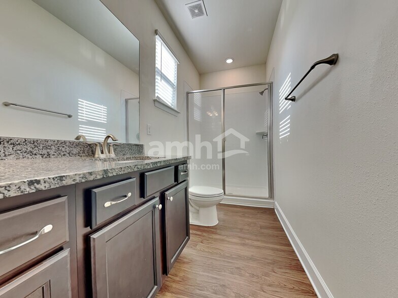 Building Photo - 105 Moultrie Crossing Ln