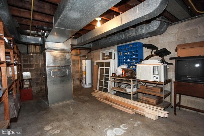 Building Photo - 3263 St Johns Ln
