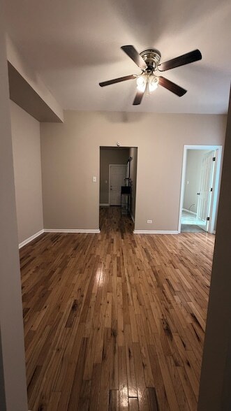 Building Photo - 4055 S Calumet Ave