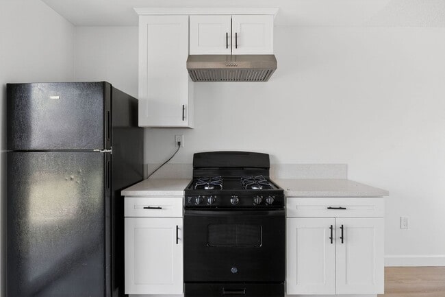 Building Photo - 767 Ball Ave