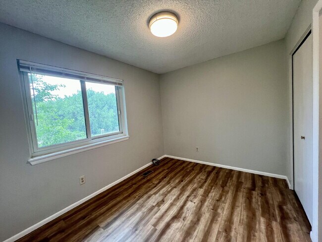 Building Photo - 13238 Alcott Cir