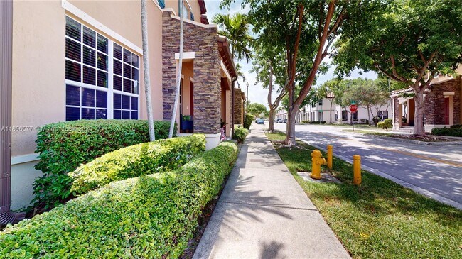 Building Photo - 9391 SW 171st Ave