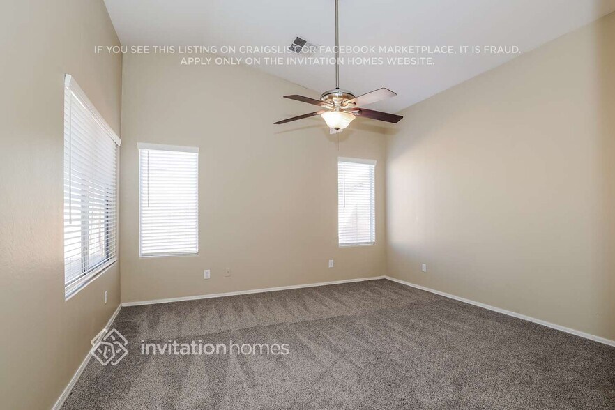 Building Photo - 3062 W Yellow Peak Dr