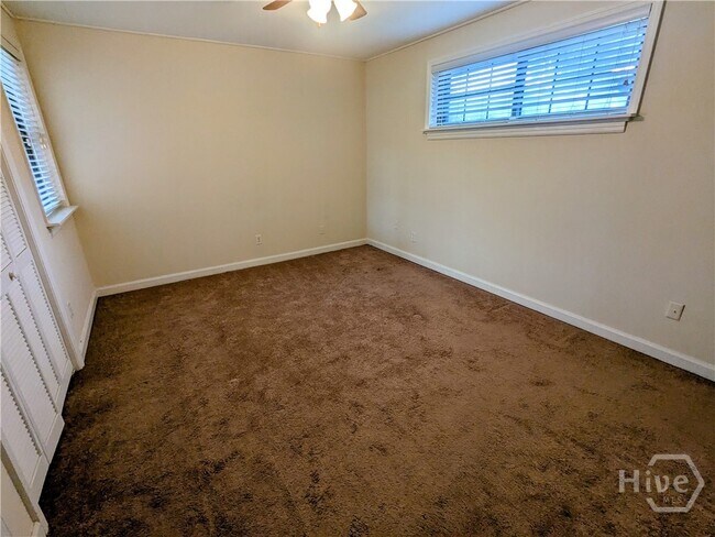 Building Photo - 1107 Meridian Dr