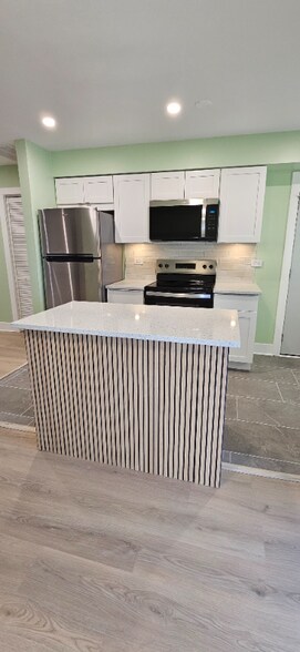 Building Photo - 223 Washington Square