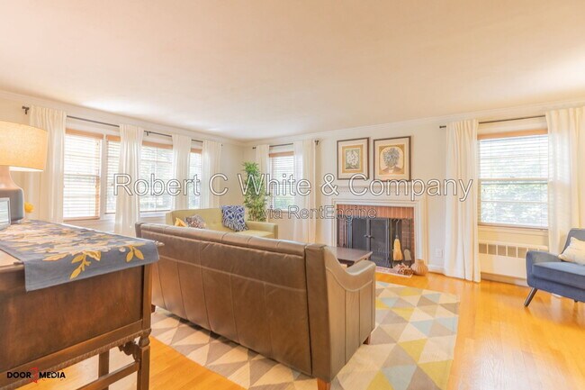 Building Photo - 73 Montclair Dr