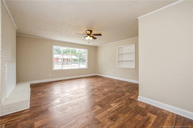 Building Photo - 1203 Turnpike Rd