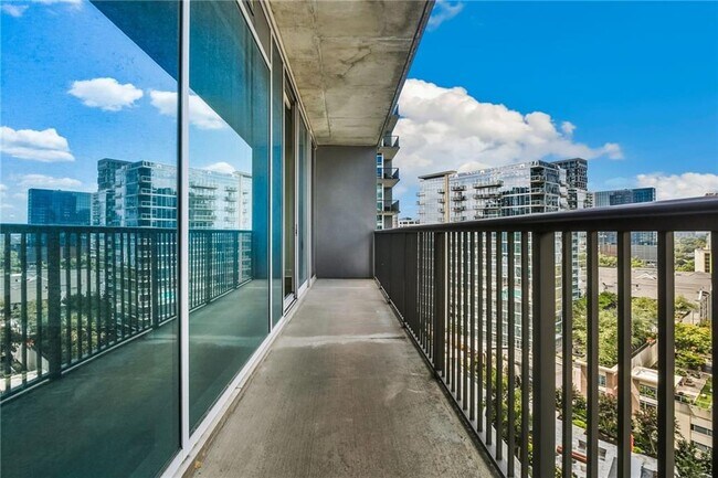 Building Photo - 1080 Peachtree St NE