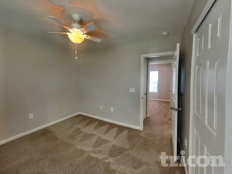 Building Photo - 238 Waterlemon Way