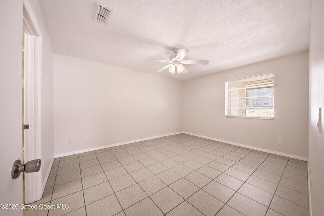 Building Photo - 4519 Barna Ave