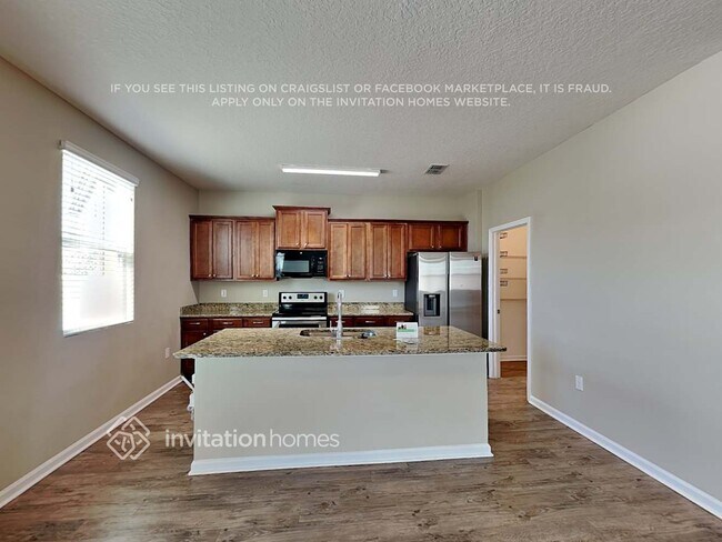 Building Photo - 3421 Canyon Falls Dr