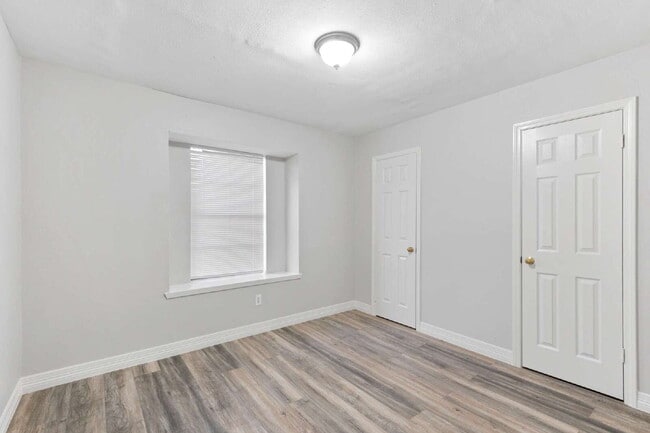 Building Photo - 8314 Poplar Ridge Ln