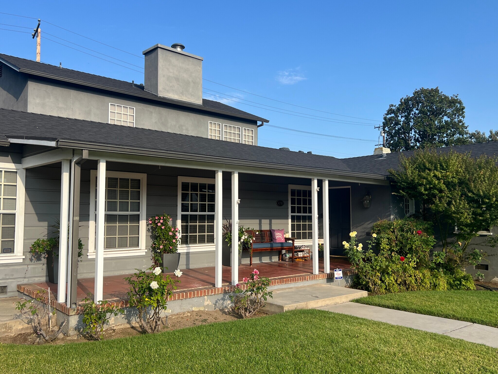 Building Photo - 470 Segovia Ave