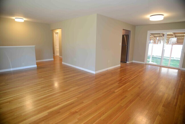 Building Photo - 311 McKinley Rd