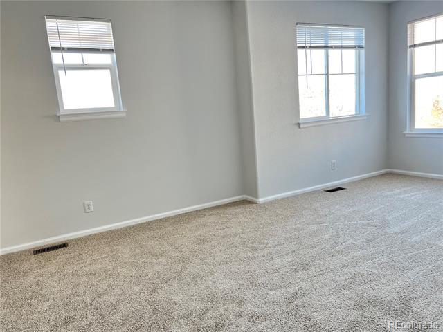 Building Photo - 19480 E Idaho Ave