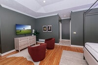 Building Photo - 33 Pinners Ln