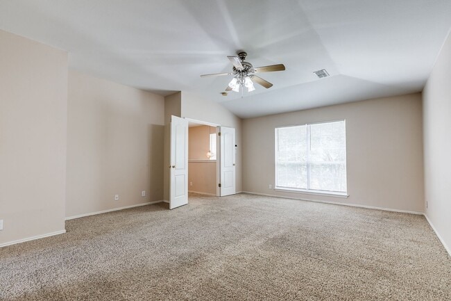Building Photo - 4-BEDROOM IN SPRING VISTAS, NORTHSIDE I.S.D.